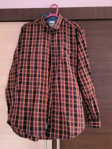 Classic Plaid Button-Up Shirt