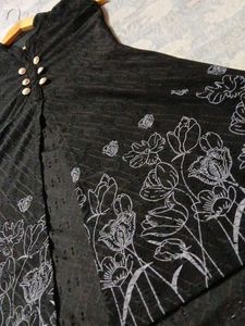 Black Ethnic Kurta with Floral Print