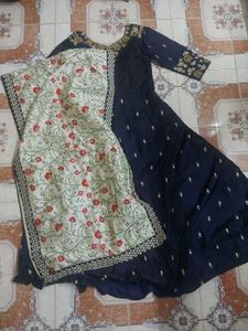 Elegant Navy Blue Anarkali Suit
