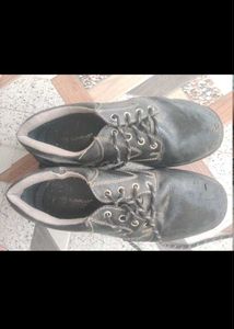 Men's Black Lace-Up Shoes