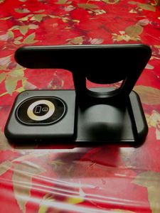 WIRELESS CHARGER FOR SALE!!!