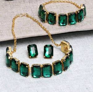 Beautiful Necklace Set With Bracelet
