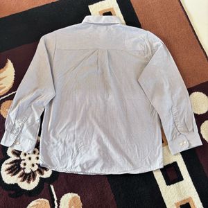 “VanHeusen” Light Blue Button-Down Shirt