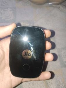 JioFi Portable WiFi Hotspot Device