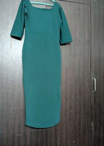 Elegant Teal Midi Dress