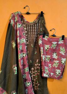 SEMI- WOOLEN BROWN KURTA SET WITH DUPATTA