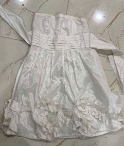 Sparkly Off-Shoulder ruffles Dress