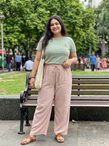 Comfy High-Waisted crinkled Palazzo Pants