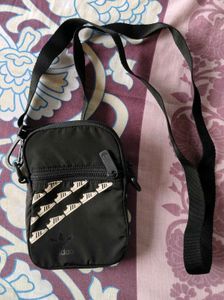 Adidas originals crossbody bag
