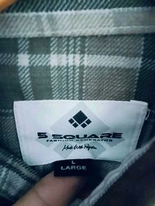 Stylish Plaid Long-Sleeve Shirt