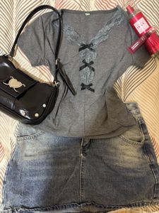 Grey Lace Trim Bow Top👚🦋🎀