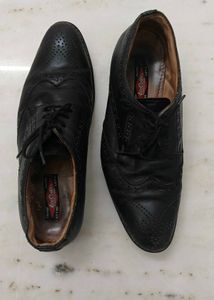 Classic Black Oxford Shoes