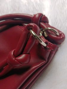 Clinique leather sling bag ♥️💕