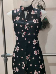 Floral Print High Neck Slit Kurta