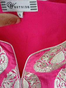 Stunning Pink Ethnic Gown