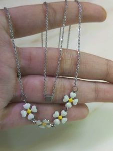 4pc Chic Daisy Flower Necklace Set