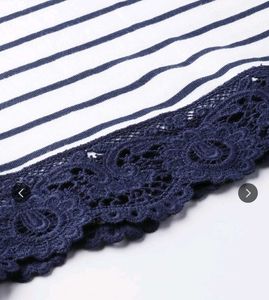 Mast Harbour White Navy Blue strip tee w lace trim