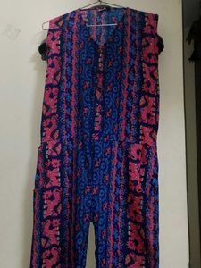 jumpsuit freebie 🎁