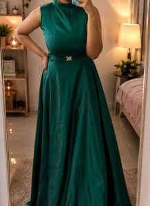 SALE 💰 Emerald Luxe Green Maxi Gown✨