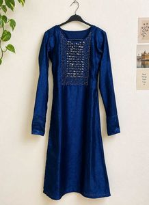 Teal Blue Handwork Embroidered Kurta Set With Chur