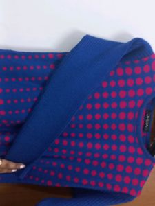 Warm Woolen Blue Top Beautiful Magenta Polka Dots