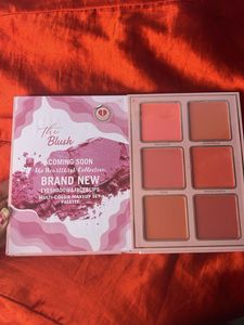 IGoodco Fashion Makeup Set(makeup book)
