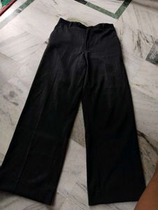 Chic Wide-Leg Black Striped Pants