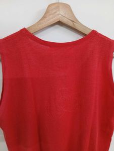 Red Sleeveless Knit Top