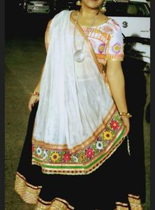 Vintage Embroidered Lehenga Choli Set