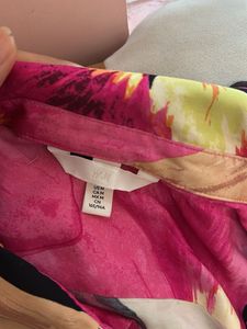 HnM Cropped satin Shirt