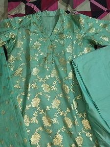 Beautiful Teal Kurta Set