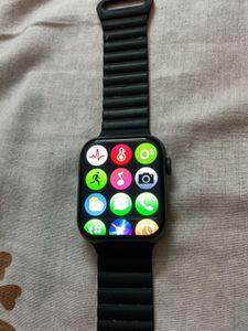 Sleek Black Smartwatch