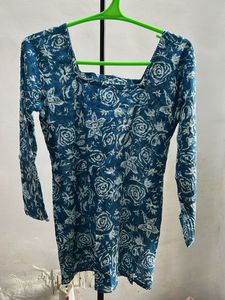 Blue Floral Kurta Top