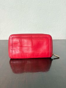 Tory Burch zip around wallet