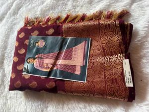 Elegant Maroon &amp; Gold Saree♥️