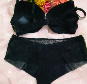 Black Lace Bra &amp; Panty Set