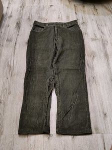 Ma5140 Sabrin courdroi jeans waist 30 inches