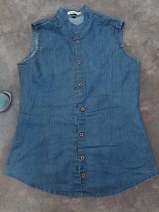 Price Dropped : Sleeveless Denim Tunic Top