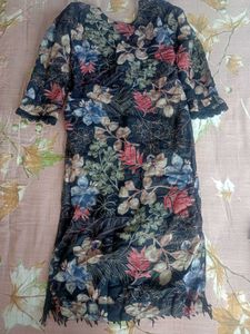 Elegant Floral pakistani Kurta Set