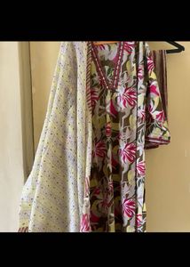 Floral Print  Kurta Set mul cotton