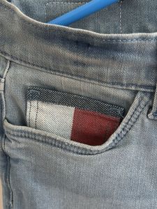 tommy slim fit jeans