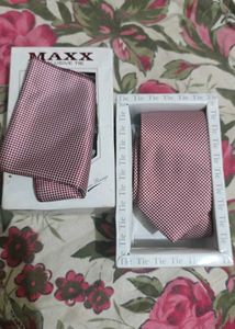 MAXX Exclusive Tie &amp; Pocket Square