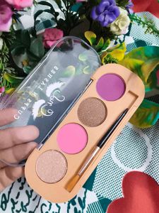 3-Color Eyeshadow Palette