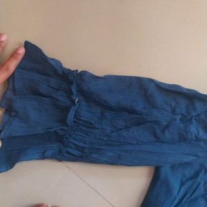 M size top
