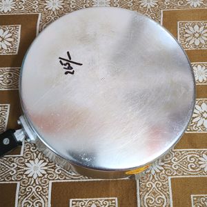 New Aluminium Frying Pan