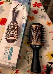 VEGA Women Volumizer Hair Dryer Brush