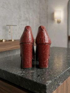 Stylish Red Textured Heels