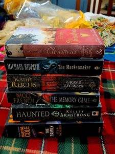 Lot of 6 Bestselling Mystery &amp; Thriller Books