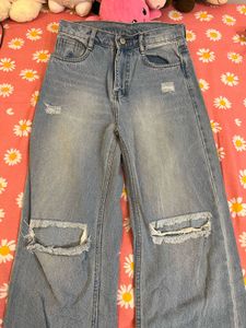 Wide-Leg Jeans