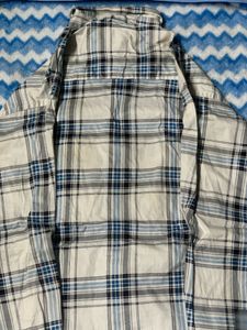 Men's Plaid Button-Down Shirt